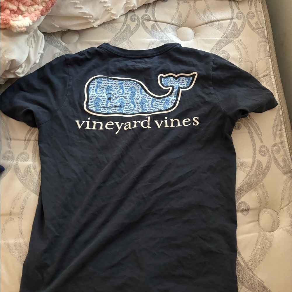 Vineyard Vines Dark Blue Tee with Patterned Whale